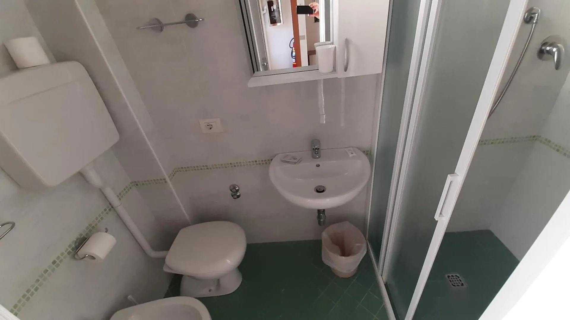 **  Hotel Elisabetta 2 Stelle Cattolica Italy